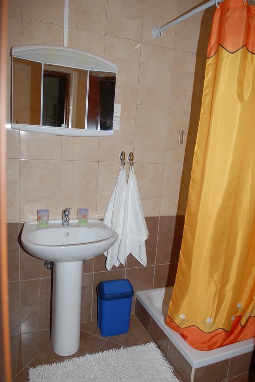 Apartment Vesna Veleniki Eksteriør billede