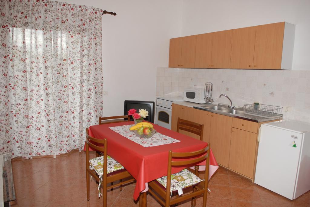 Apartment Vesna Veleniki Eksteriør billede