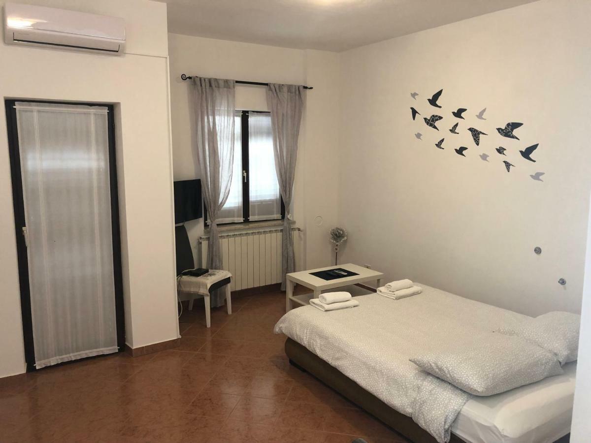 Apartment Vesna Veleniki Eksteriør billede