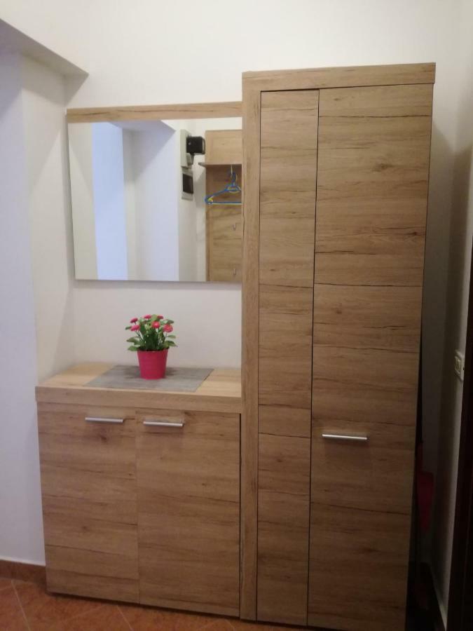Apartment Vesna Veleniki Eksteriør billede
